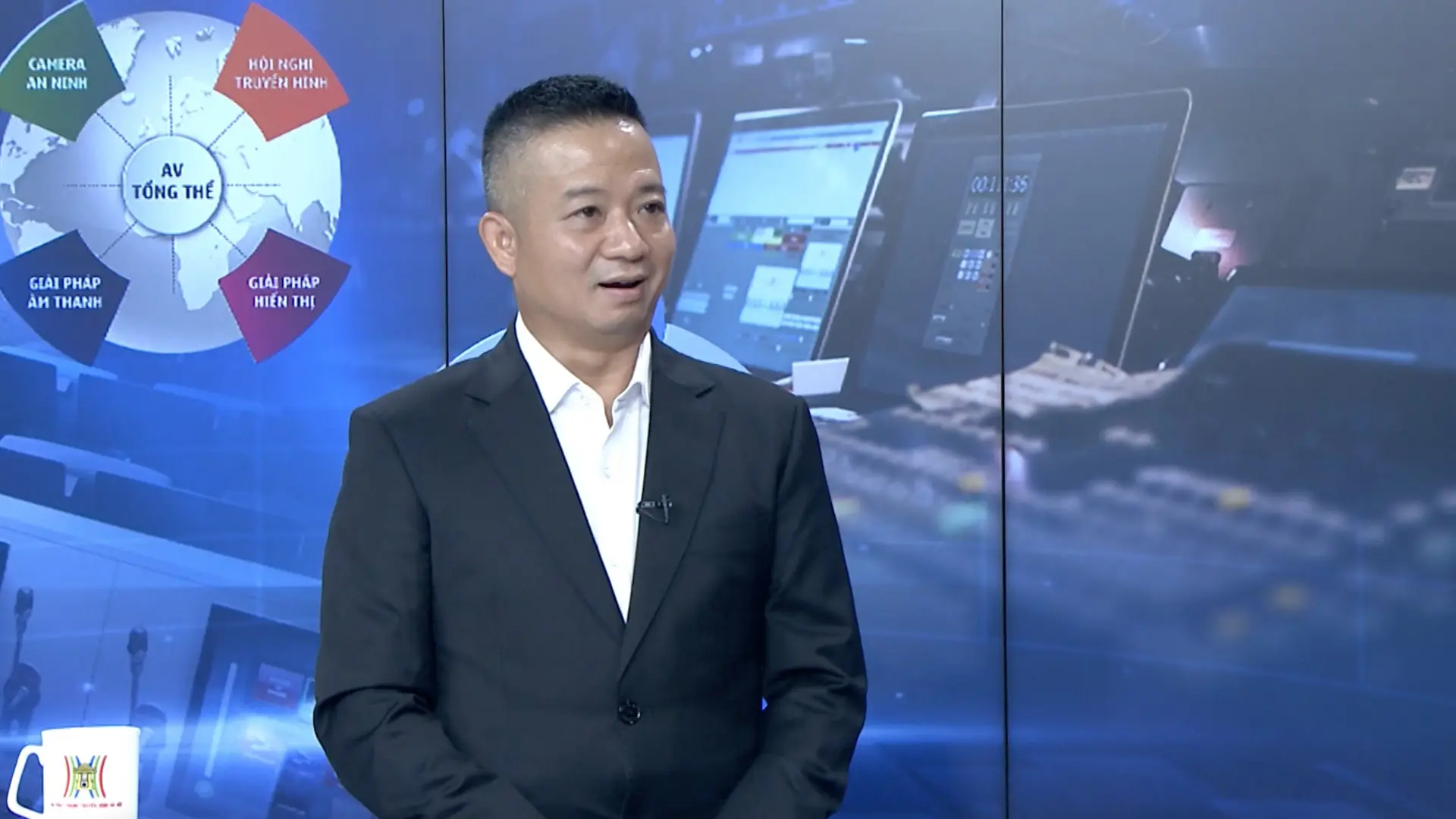 Từ khởi nghiệp kinh doanh CD đến CEO Tập đoàn công nghệ | Con đường doanh nhân | 09/11/2025